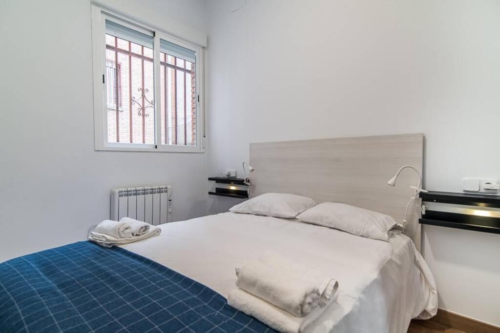 #15Pin-1 Apartamento De Un Dormitorio En Tetuan Madrid Ngoại thất bức ảnh