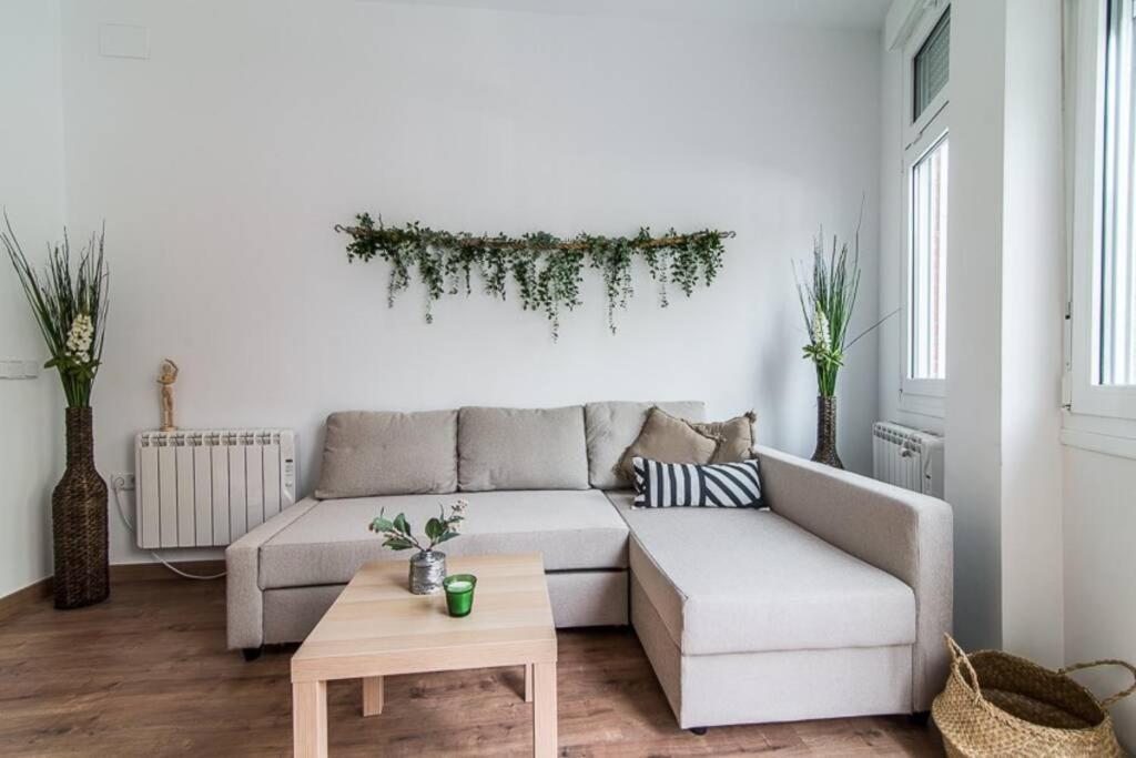 #15Pin-1 Apartamento De Un Dormitorio En Tetuan Madrid Ngoại thất bức ảnh